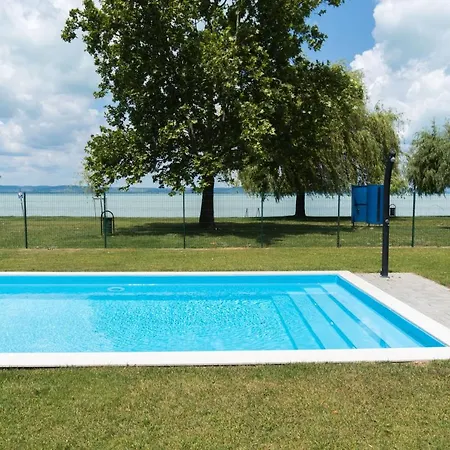 Апартаменты Elegant